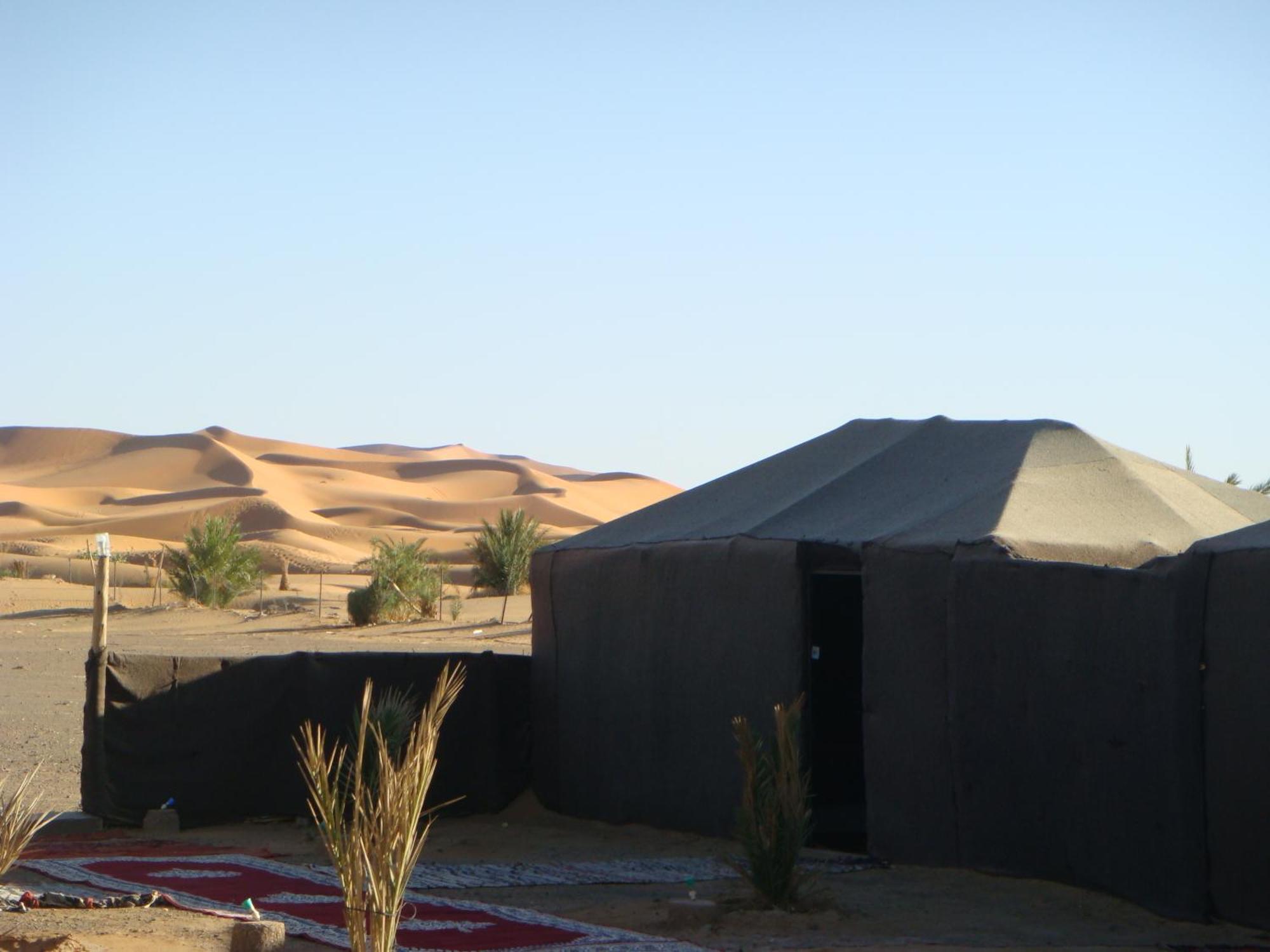 Bivouac La Fibule Des Dunes เมอร์ซูกา ภายนอก รูปภาพ